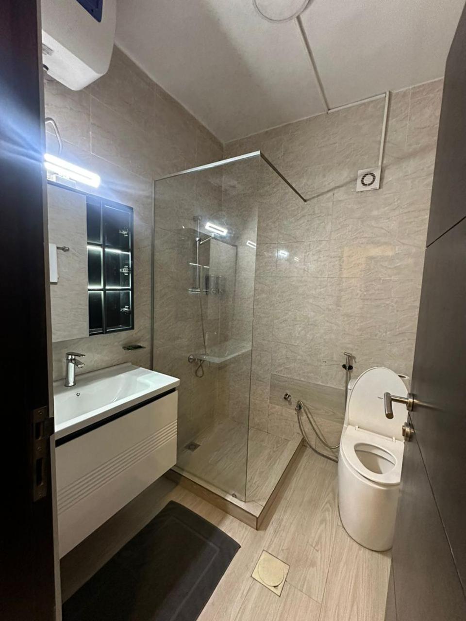 קינשאסה Hotel Belle Vie מראה חיצוני תמונה